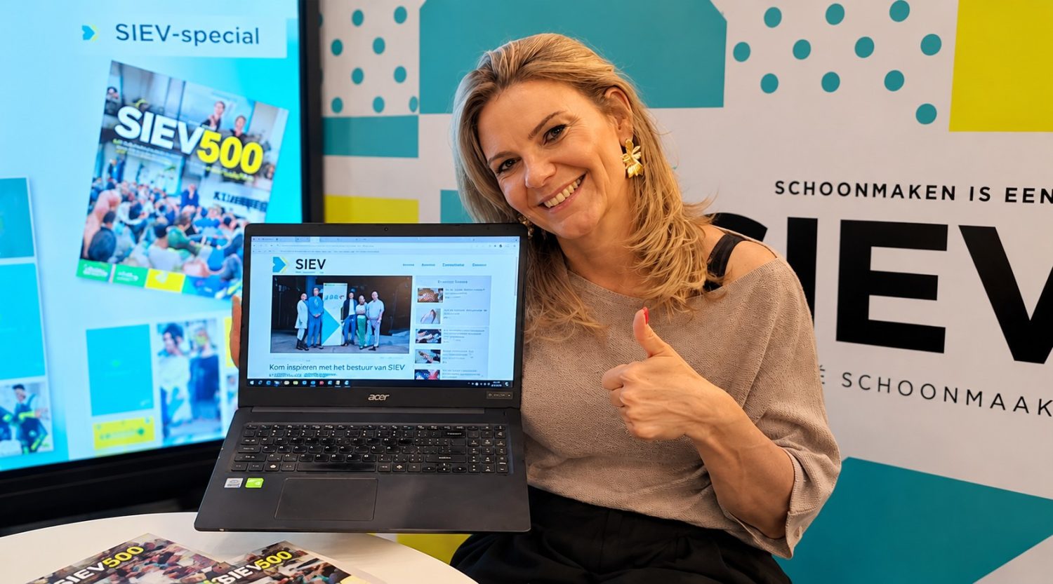Bestuurslid Rolien van gropeningen roept partners op om bedrijvennieuws te delen.